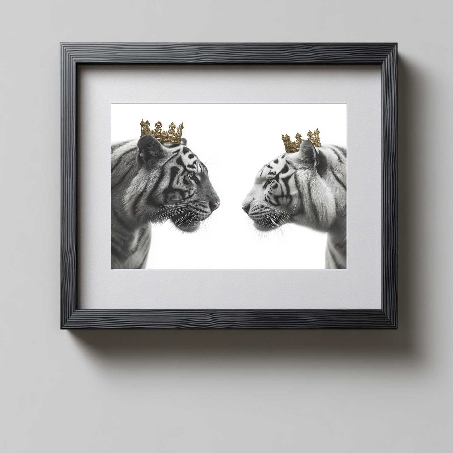 Abstract Animal Tiger Couple Crown