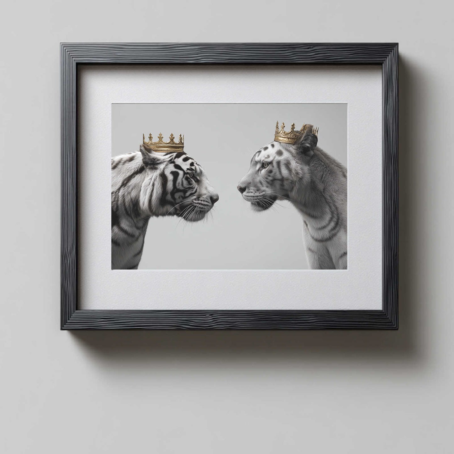 Abstract Animal Tiger Couple Crown